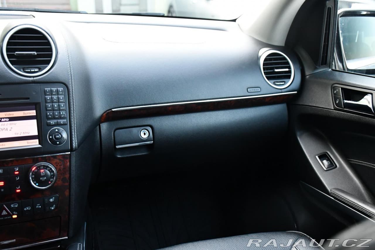 2010 Mercedes-Benz Gl - 8