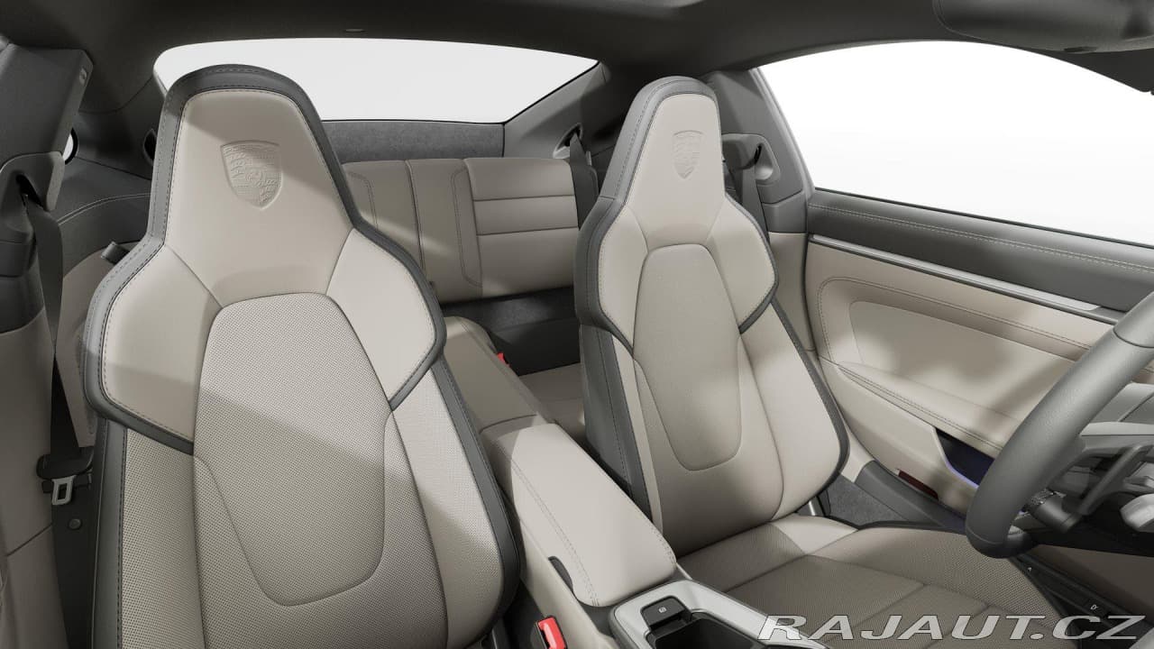 2025 Porsche 911 - 4