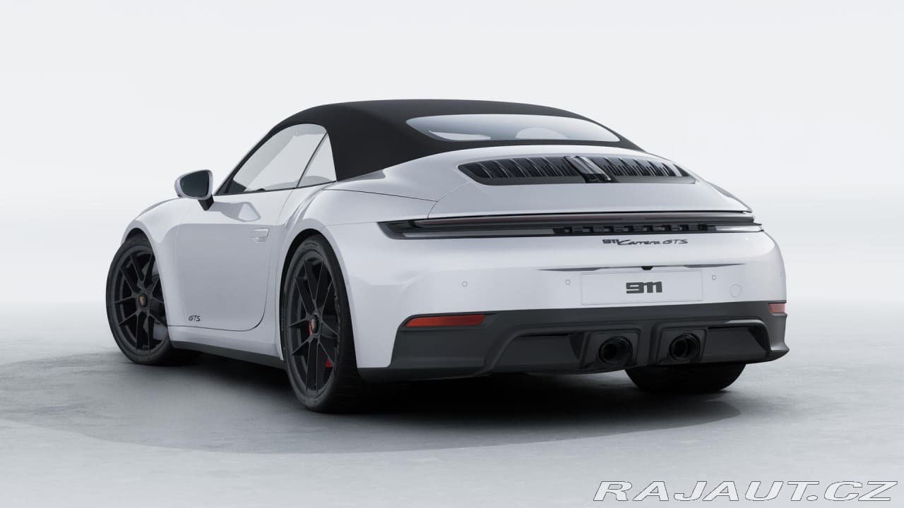 2025 Porsche 911 - 3