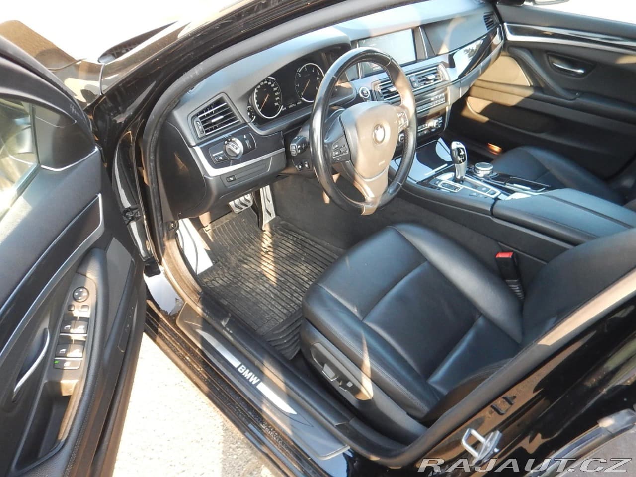 2016 BMW 5-Series - 9