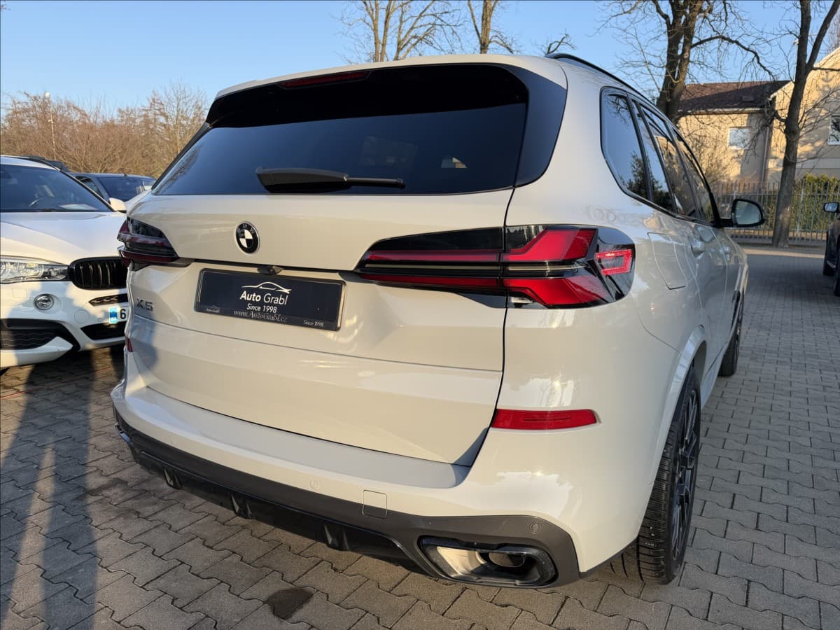2023 BMW X5 - 6
