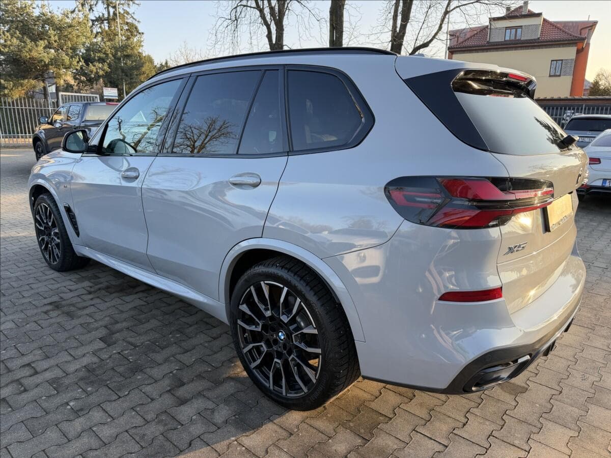 2023 BMW X5 - 8
