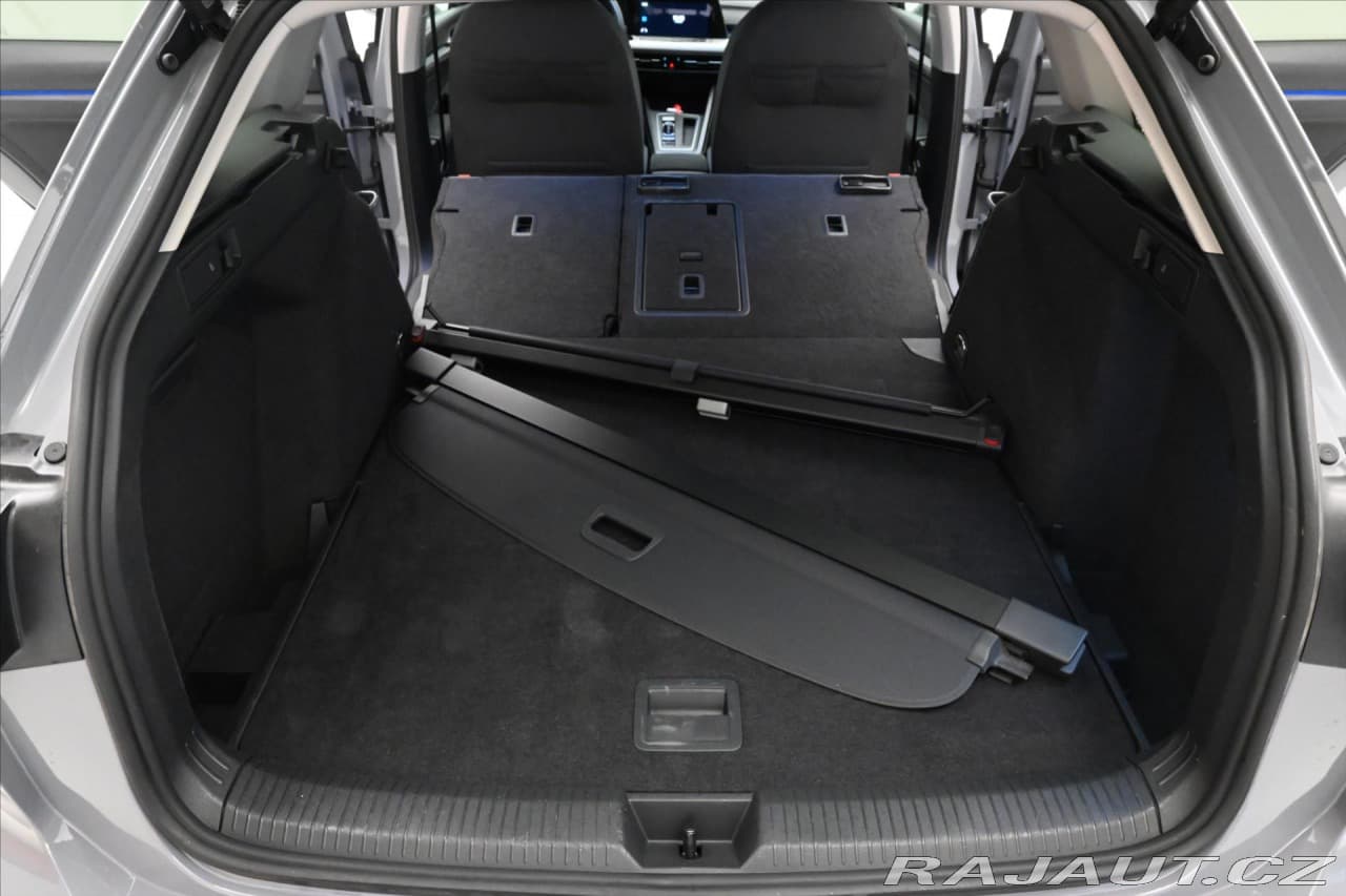 2021 Volkswagen Golf - 11