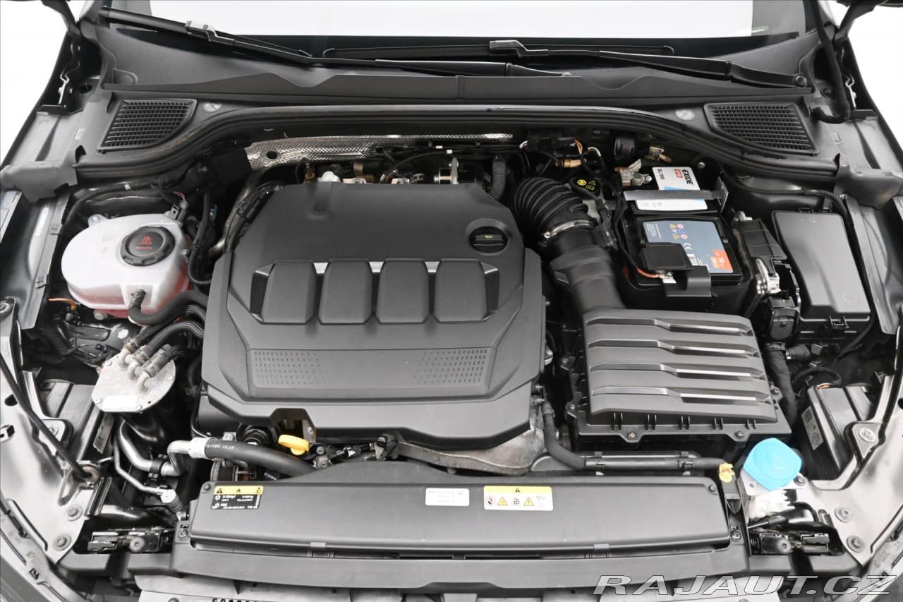 2021 Volkswagen Golf - 9