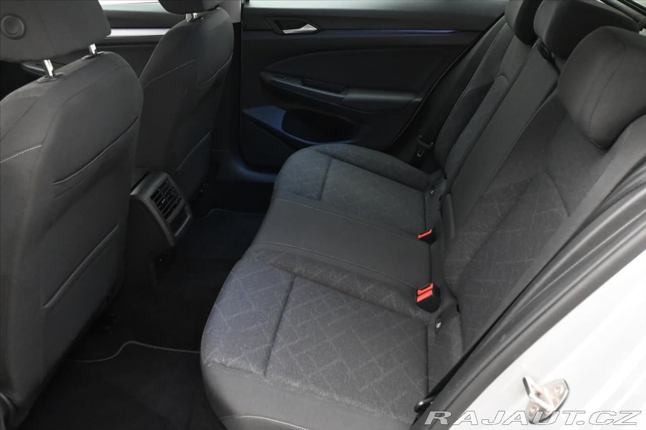 2022 Volkswagen Golf - 14