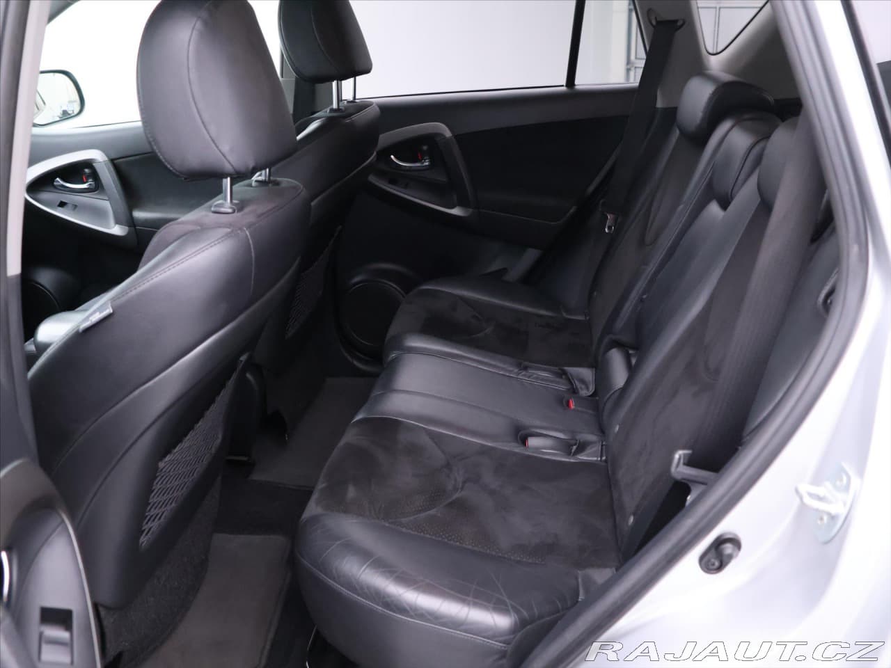 2012 Toyota Rav4 - 13