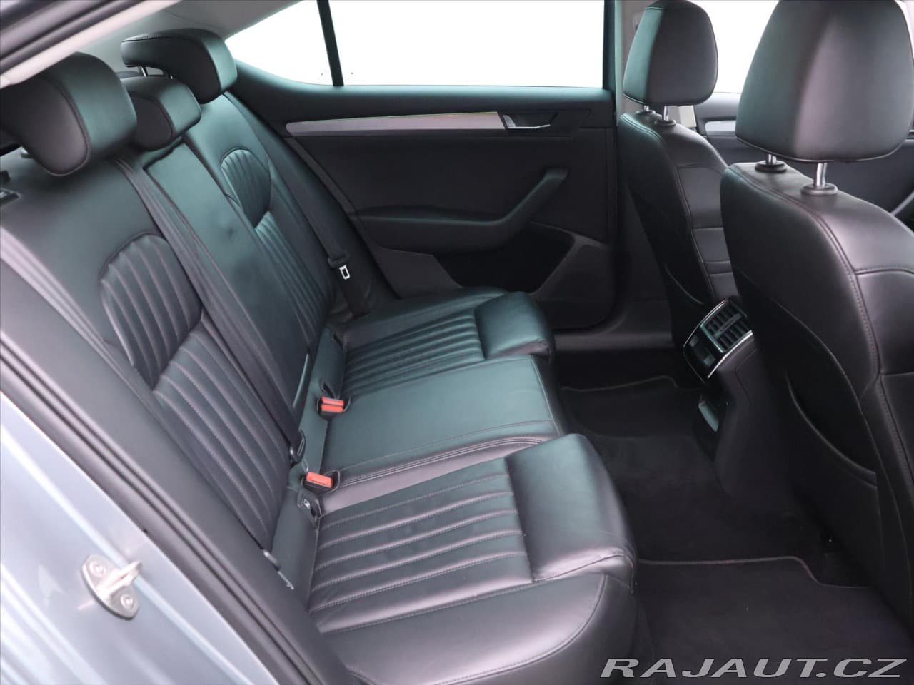 2016 Škoda Superb - 14