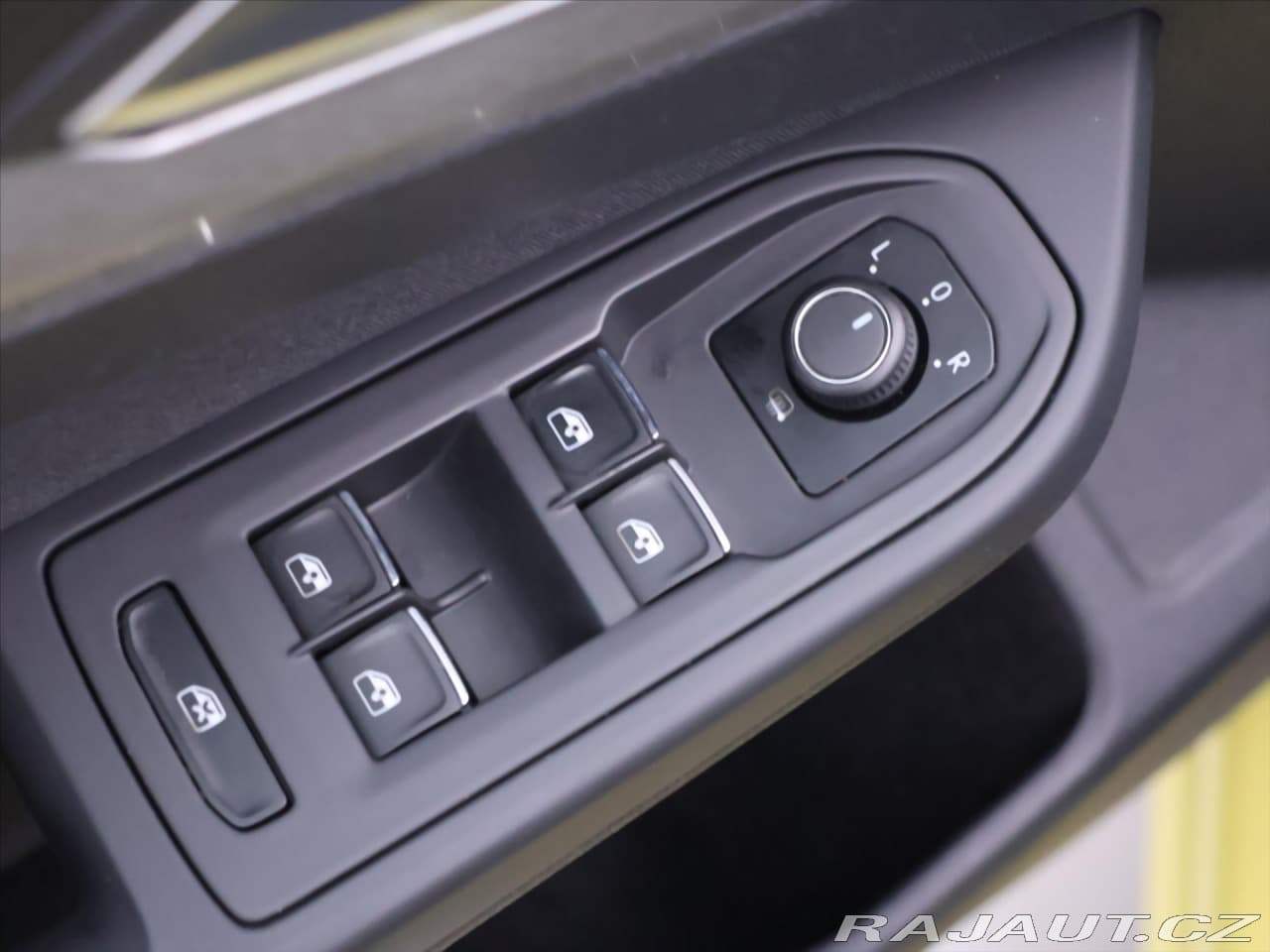 2021 Volkswagen Golf - 15