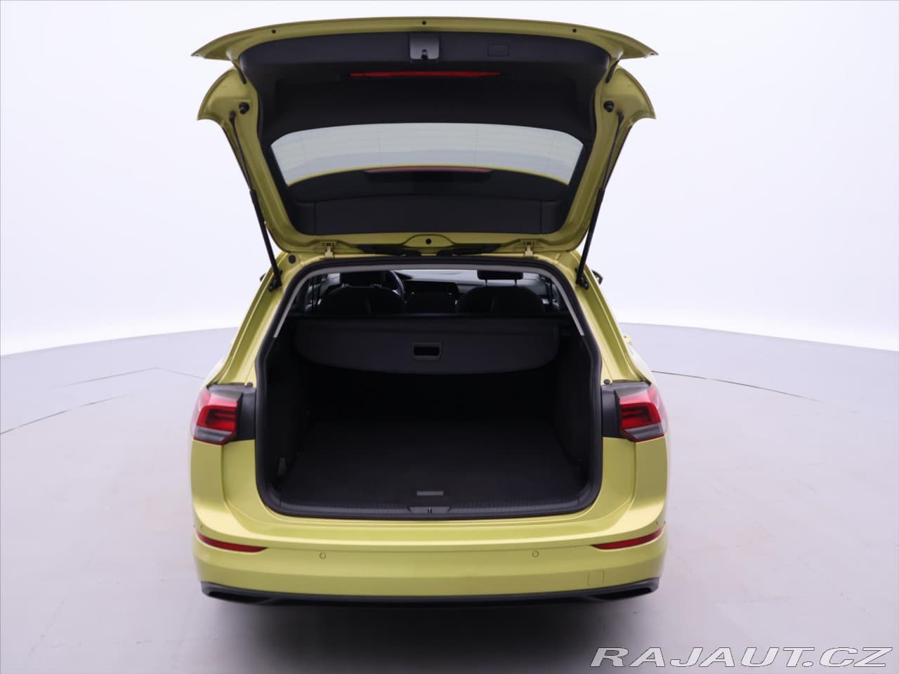 2021 Volkswagen Golf - 9