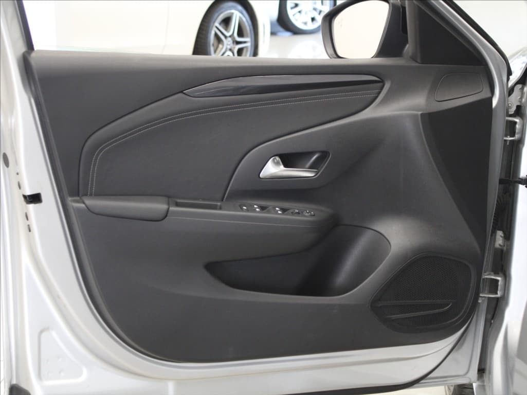 2024 Opel Corsa - 16