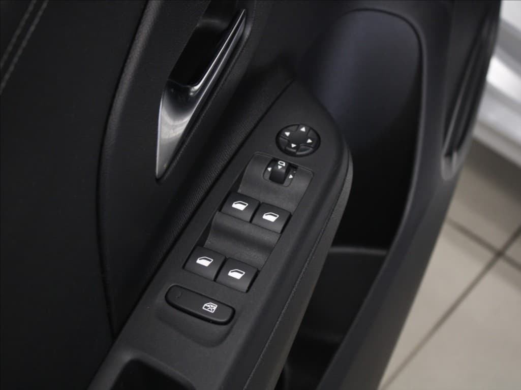 2024 Opel Corsa - 17