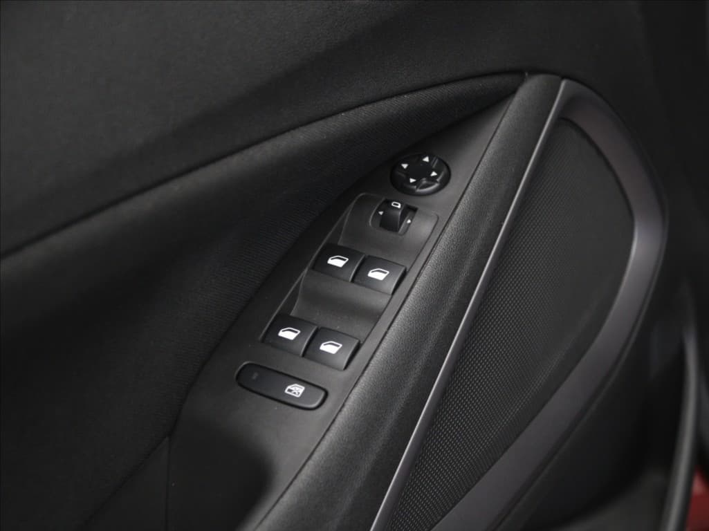 2018 Opel Crossland - 16