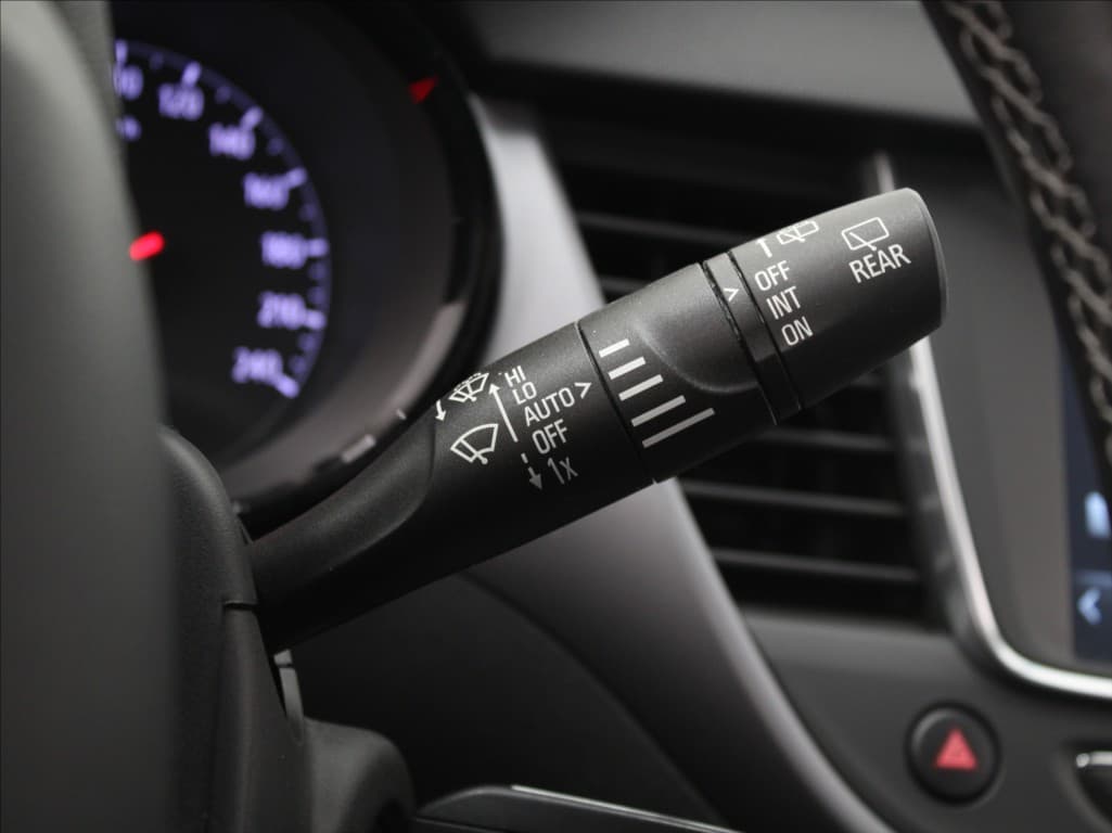 2018 Opel Crossland - 18