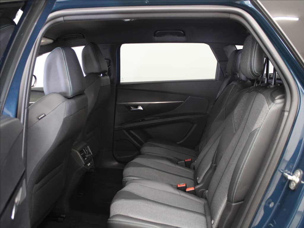 2024 Peugeot 5008 - 7