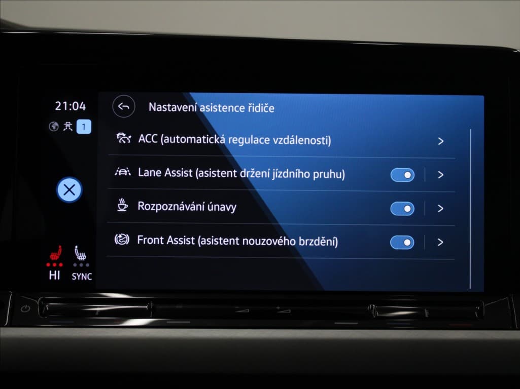 2021 Volkswagen Golf - 14