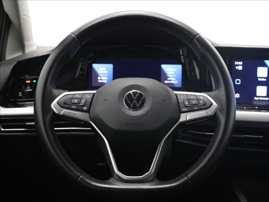 2021 Volkswagen Golf - 8