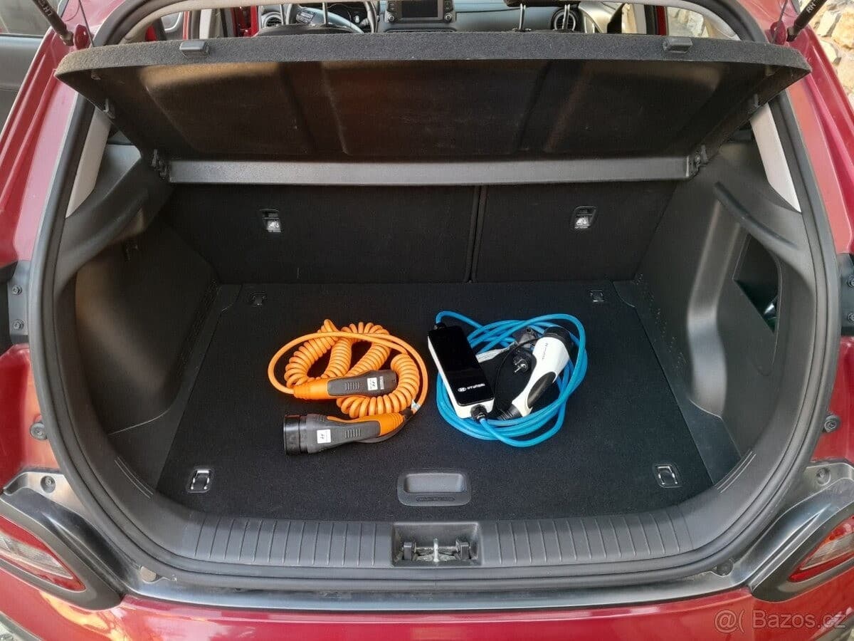 2021 Hyundai Kona - 10