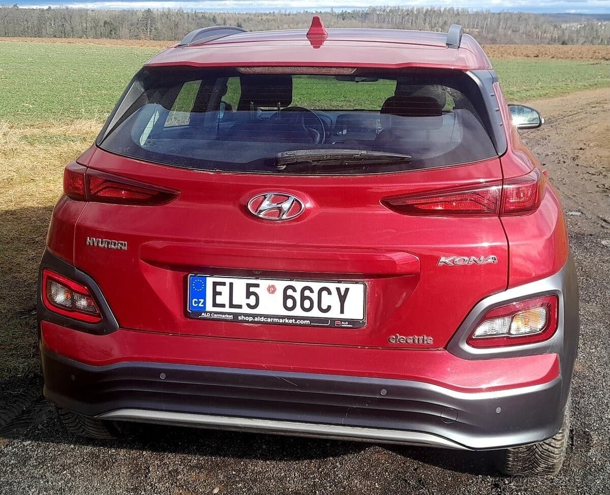 2021 Hyundai Kona - 11