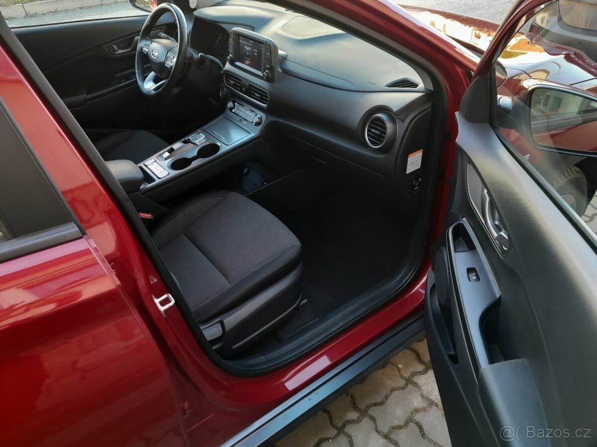 2021 Hyundai Kona - 7