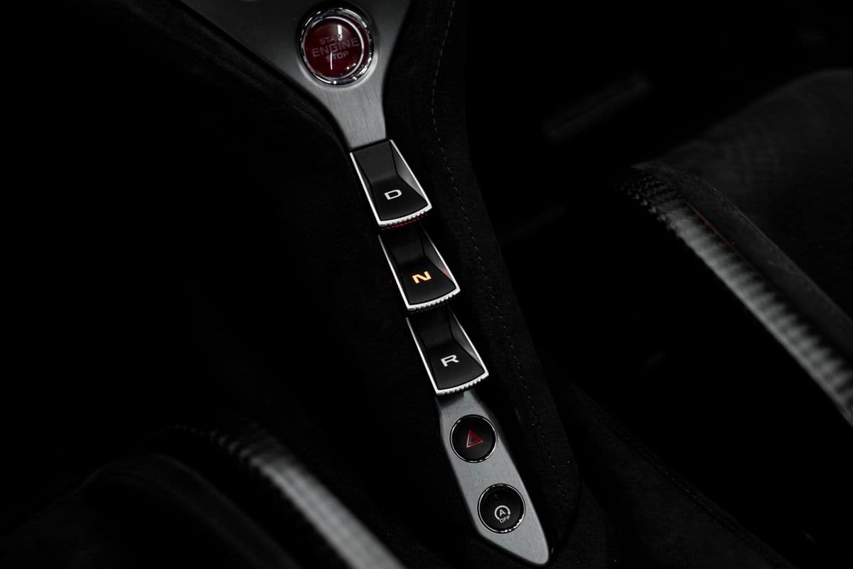 2025 McLaren Ostatní - 20