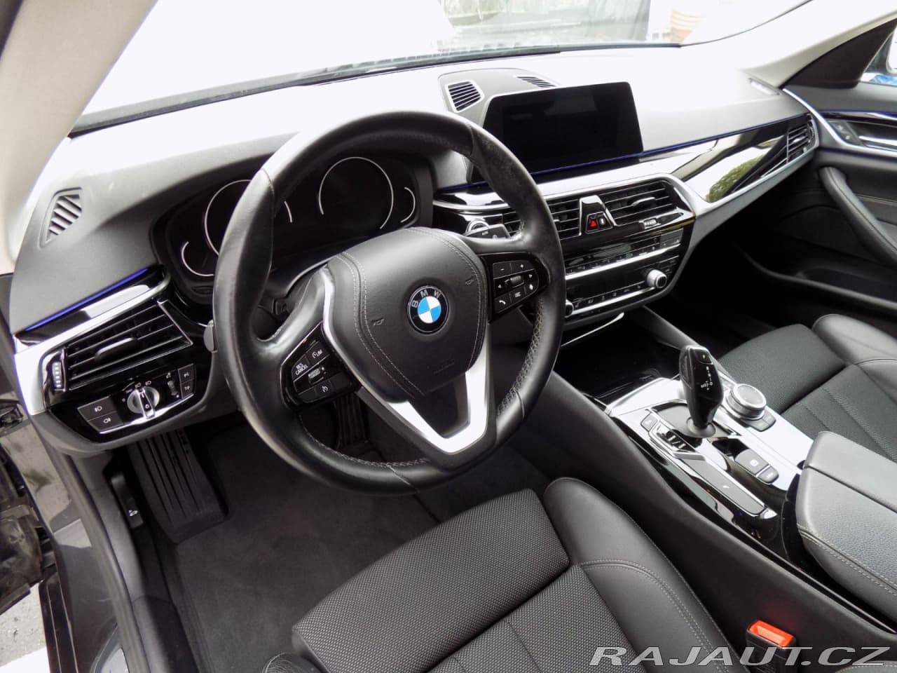 2019 BMW 5-Series - 14