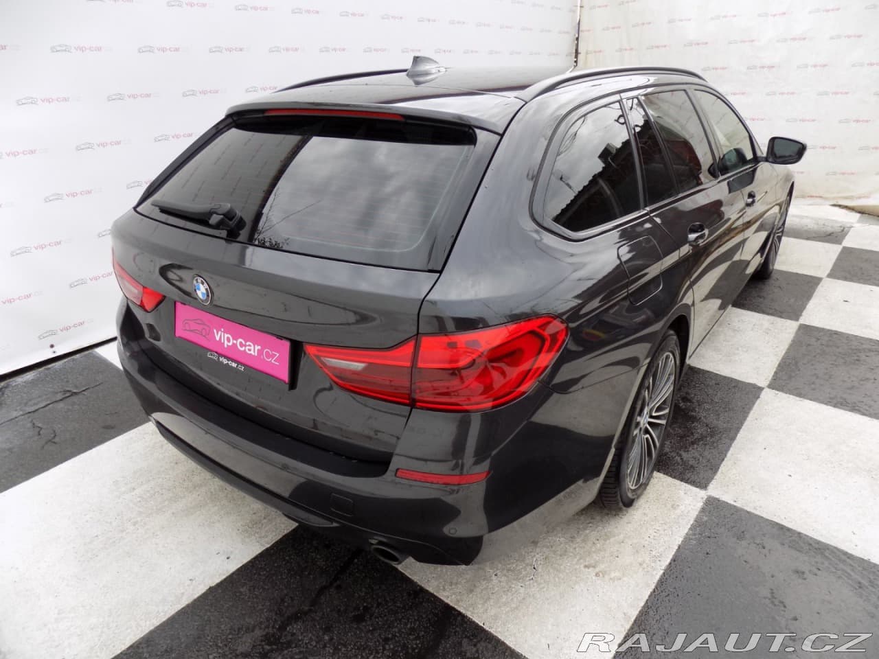 2019 BMW 5-Series - 8