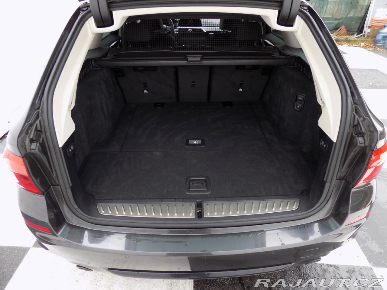 2019 BMW 5-Series - 9