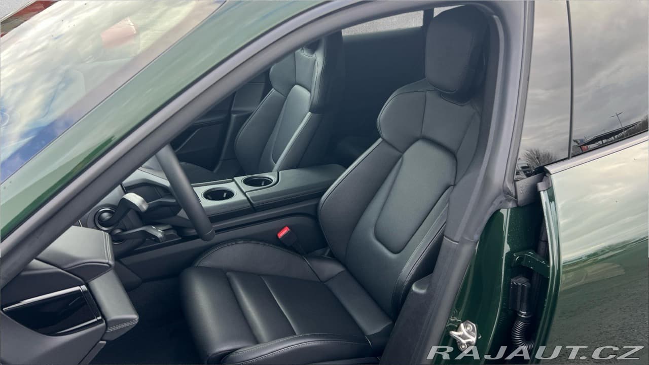 2024 Porsche Taycan - 16