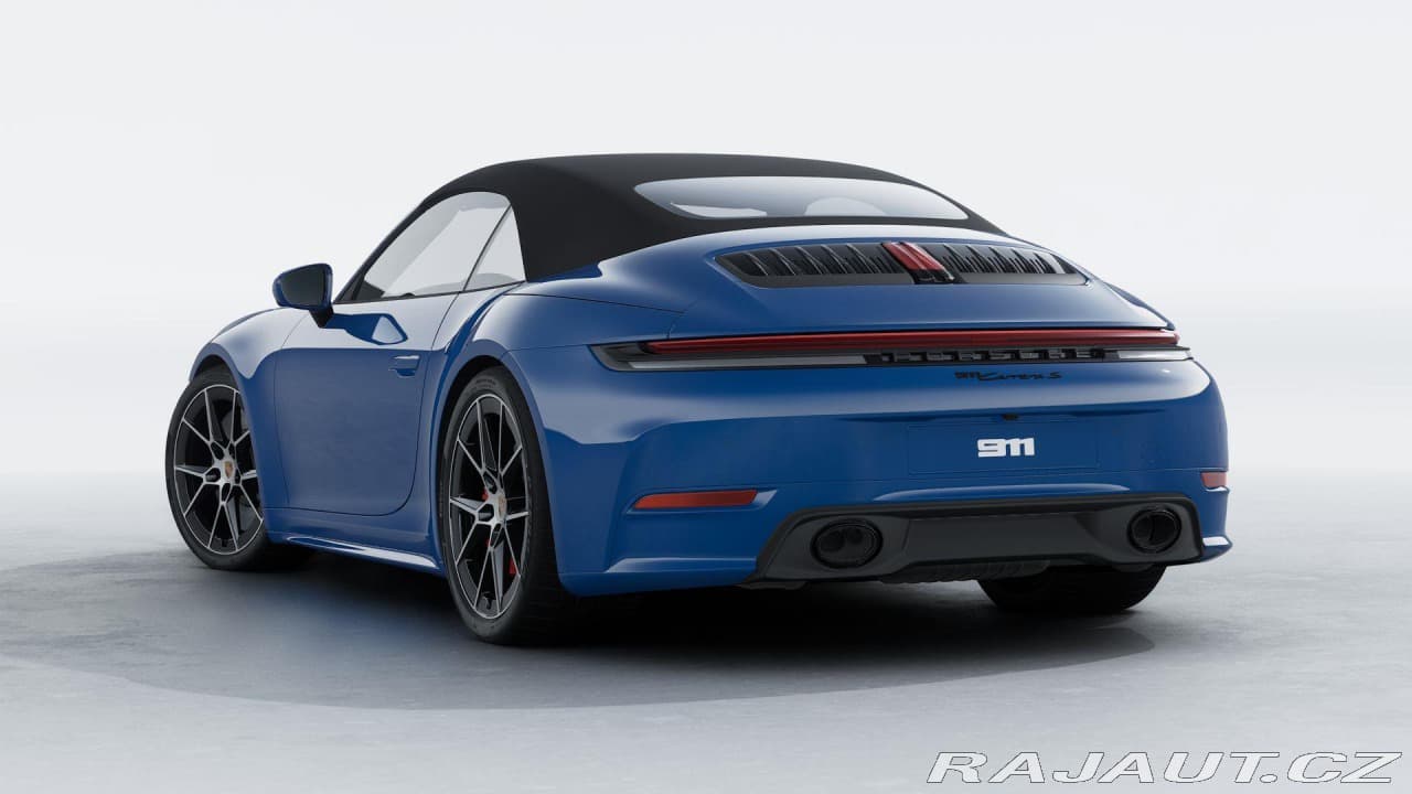 2025 Porsche 911 - 2