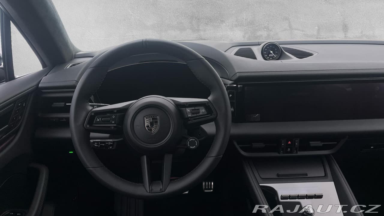 2025 Porsche Macan - 20