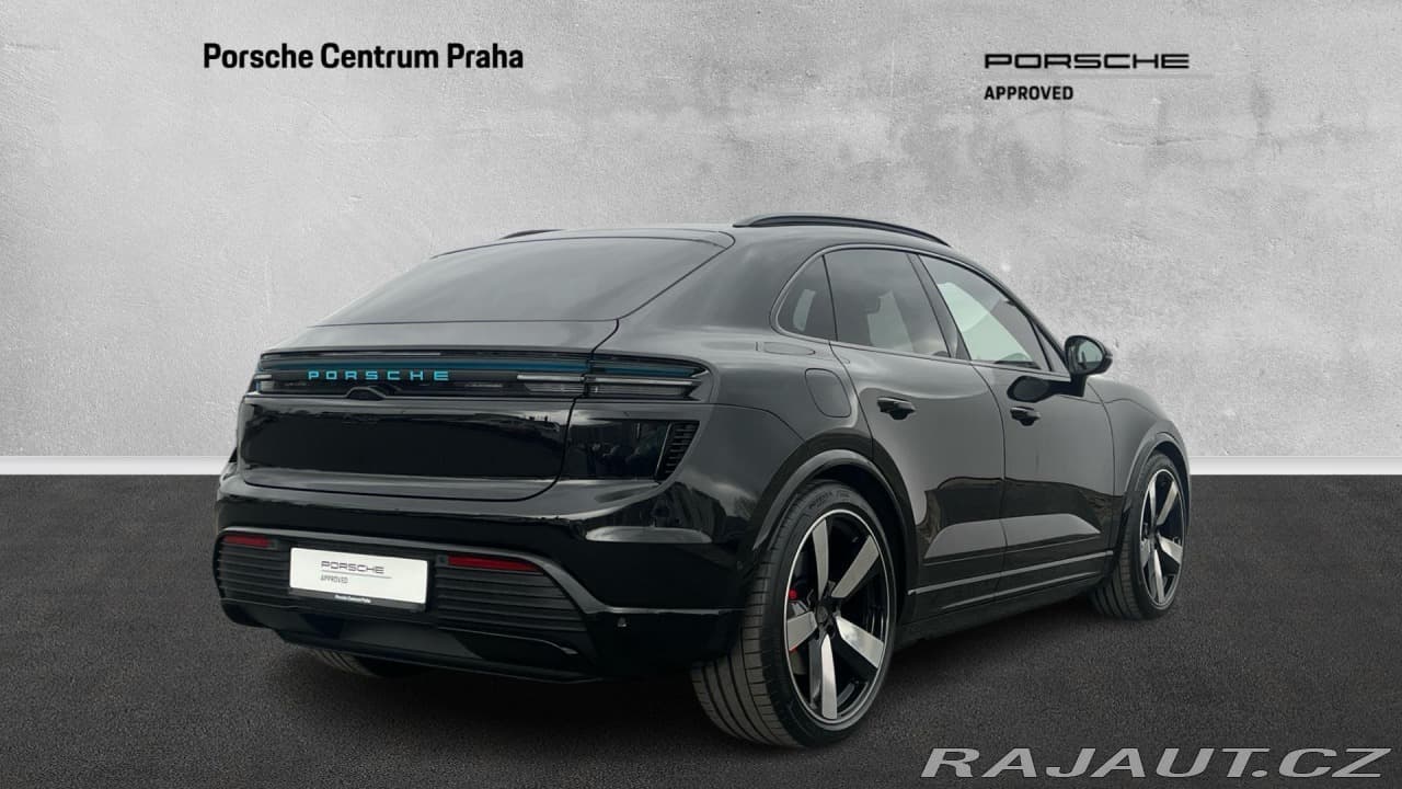 2025 Porsche Macan - 6