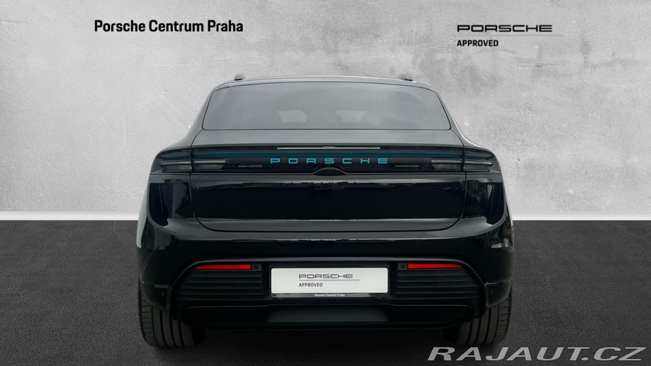 2025 Porsche Macan - 7