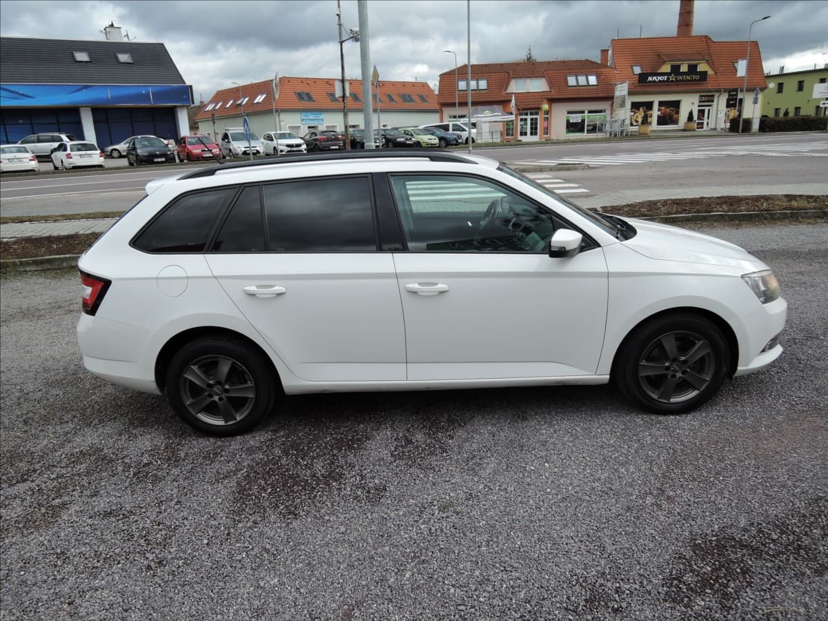 2015 Škoda Fabia - 5