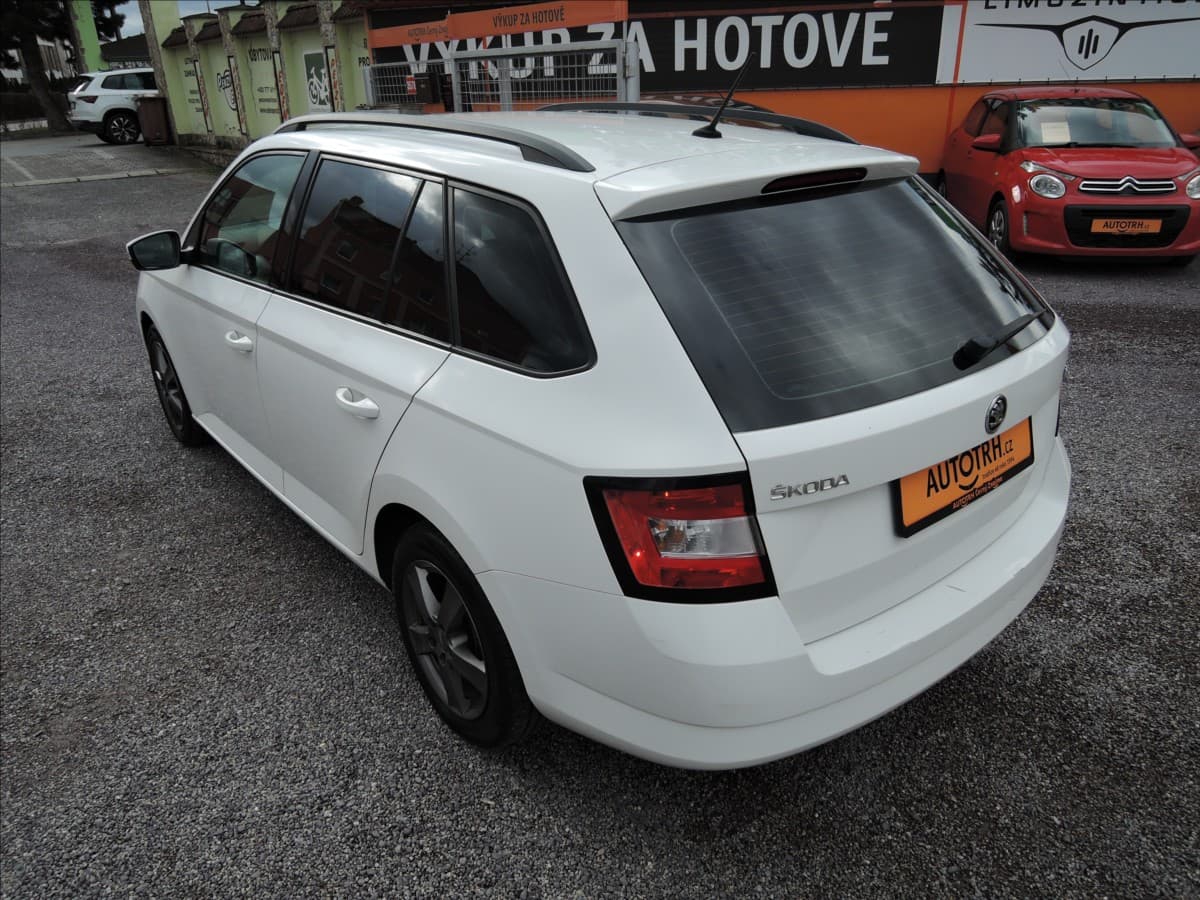 2015 Škoda Fabia - 7