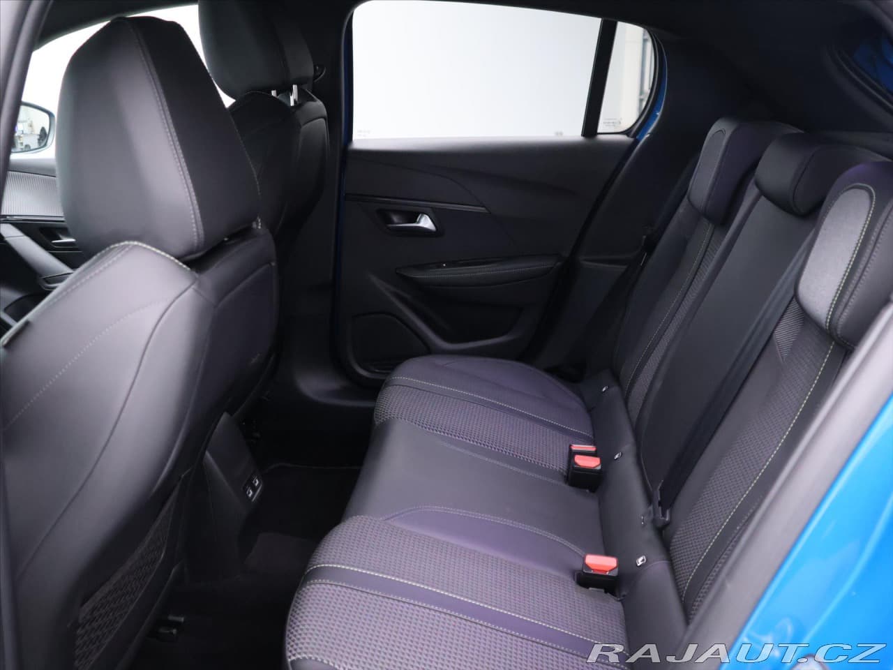 2020 Peugeot 208 - 14