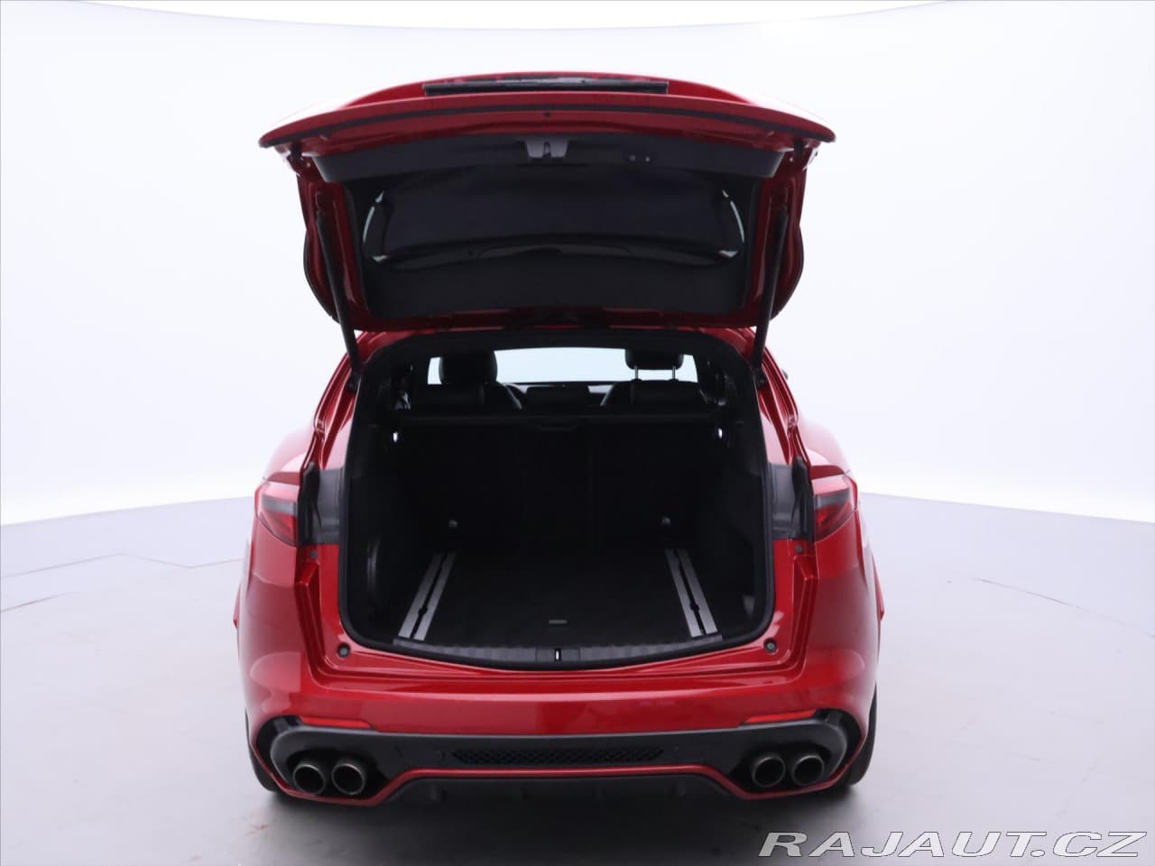 2020 Alfa Romeo Stelvio - 9