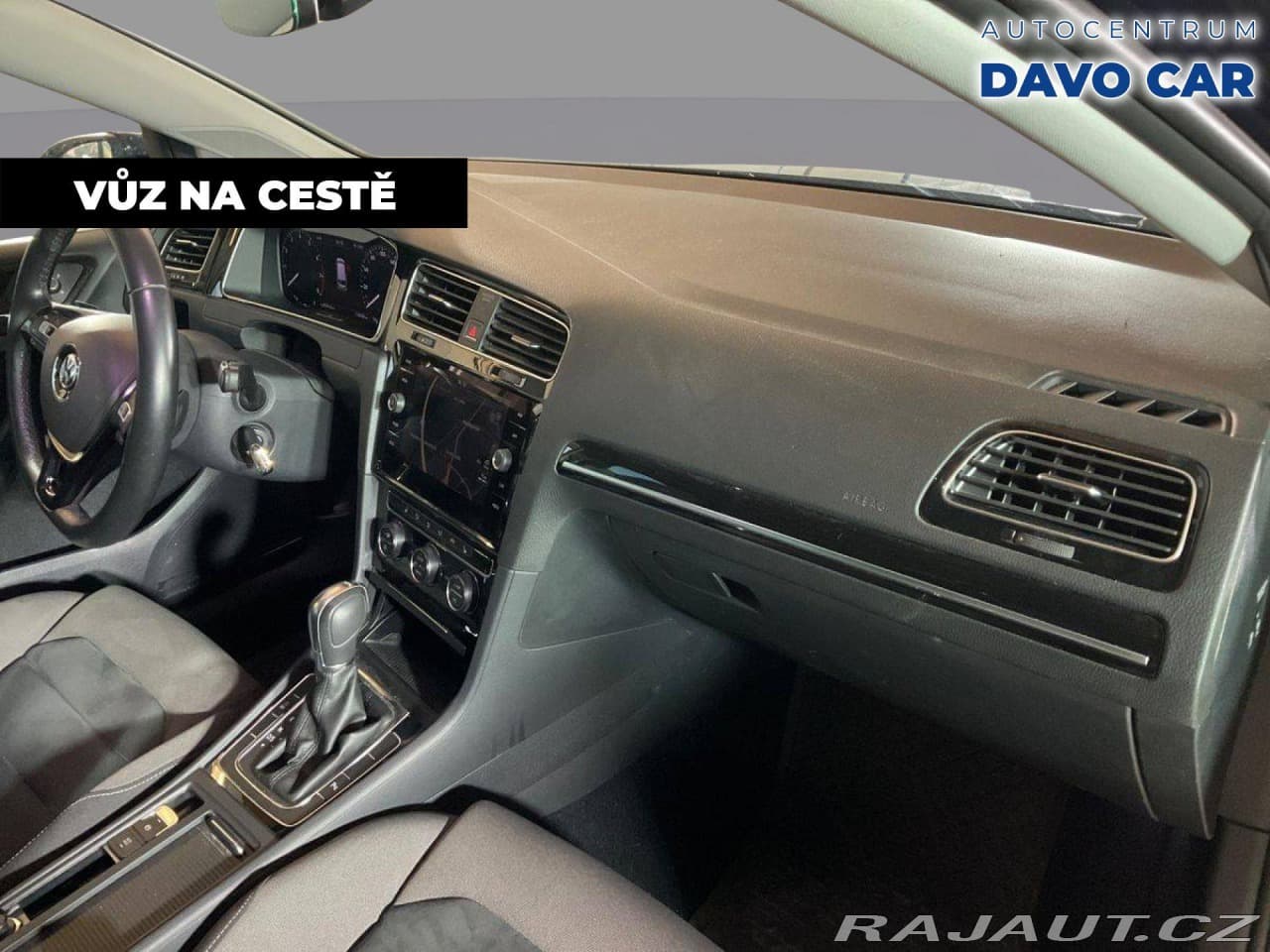 2017 Volkswagen Golf - 3