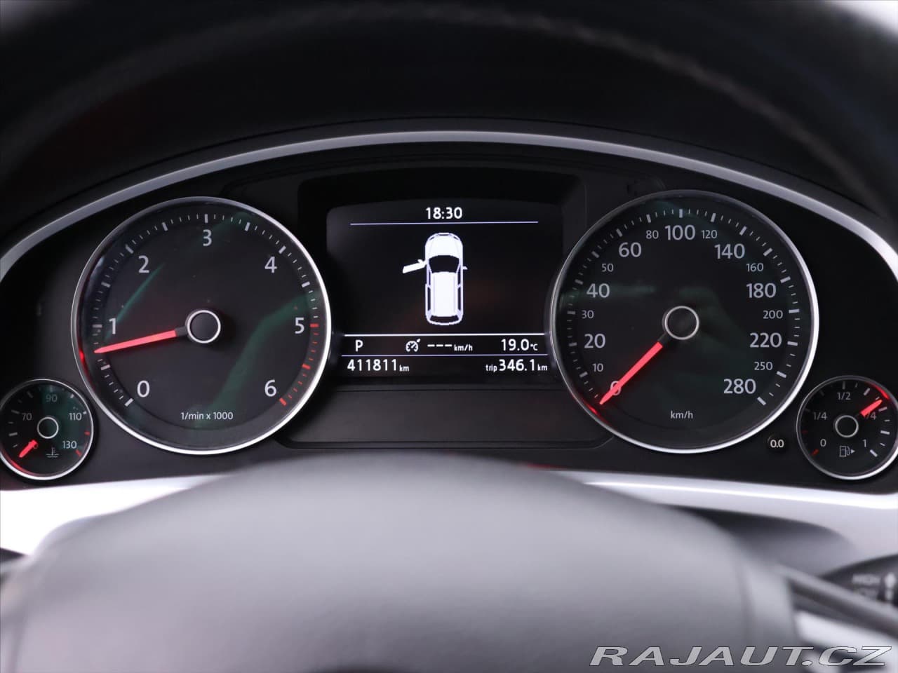 2011 Volkswagen Touareg - 15