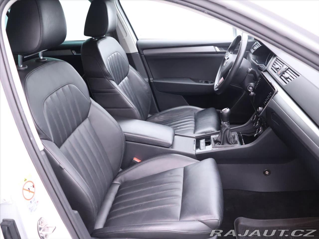 2018 Škoda Superb - 11