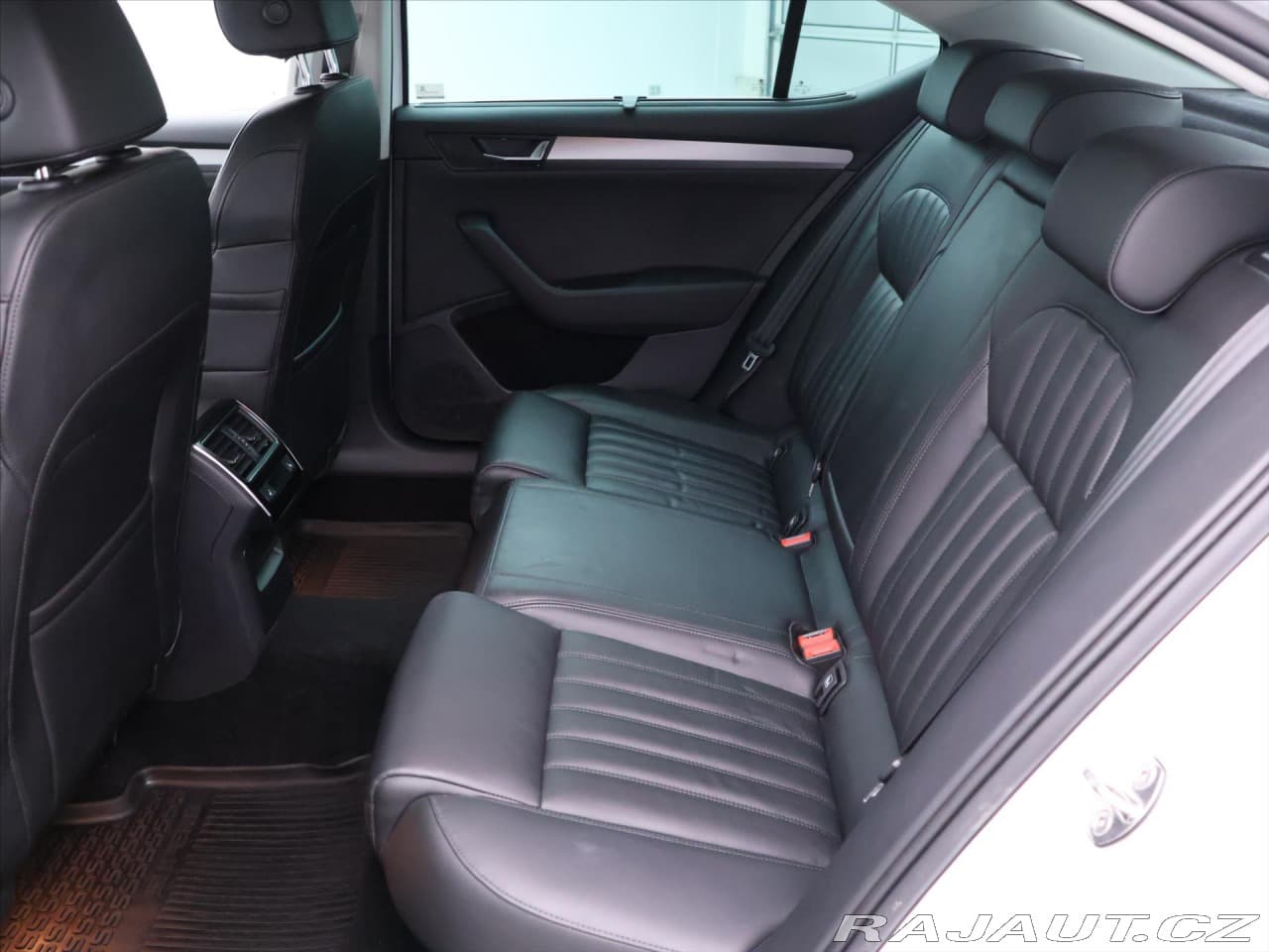 2018 Škoda Superb - 13