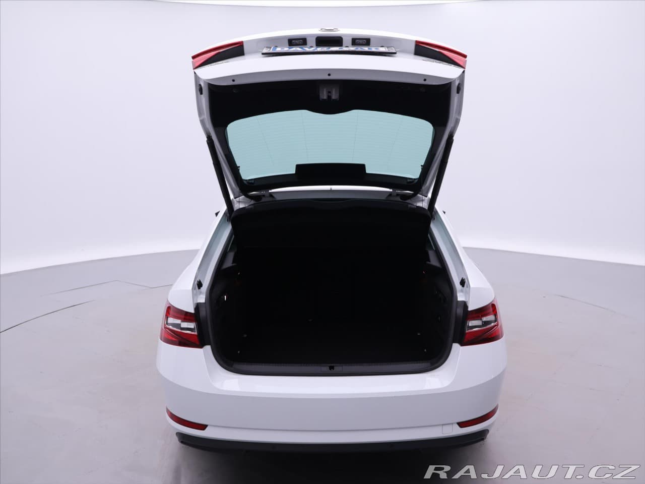 2018 Škoda Superb - 9