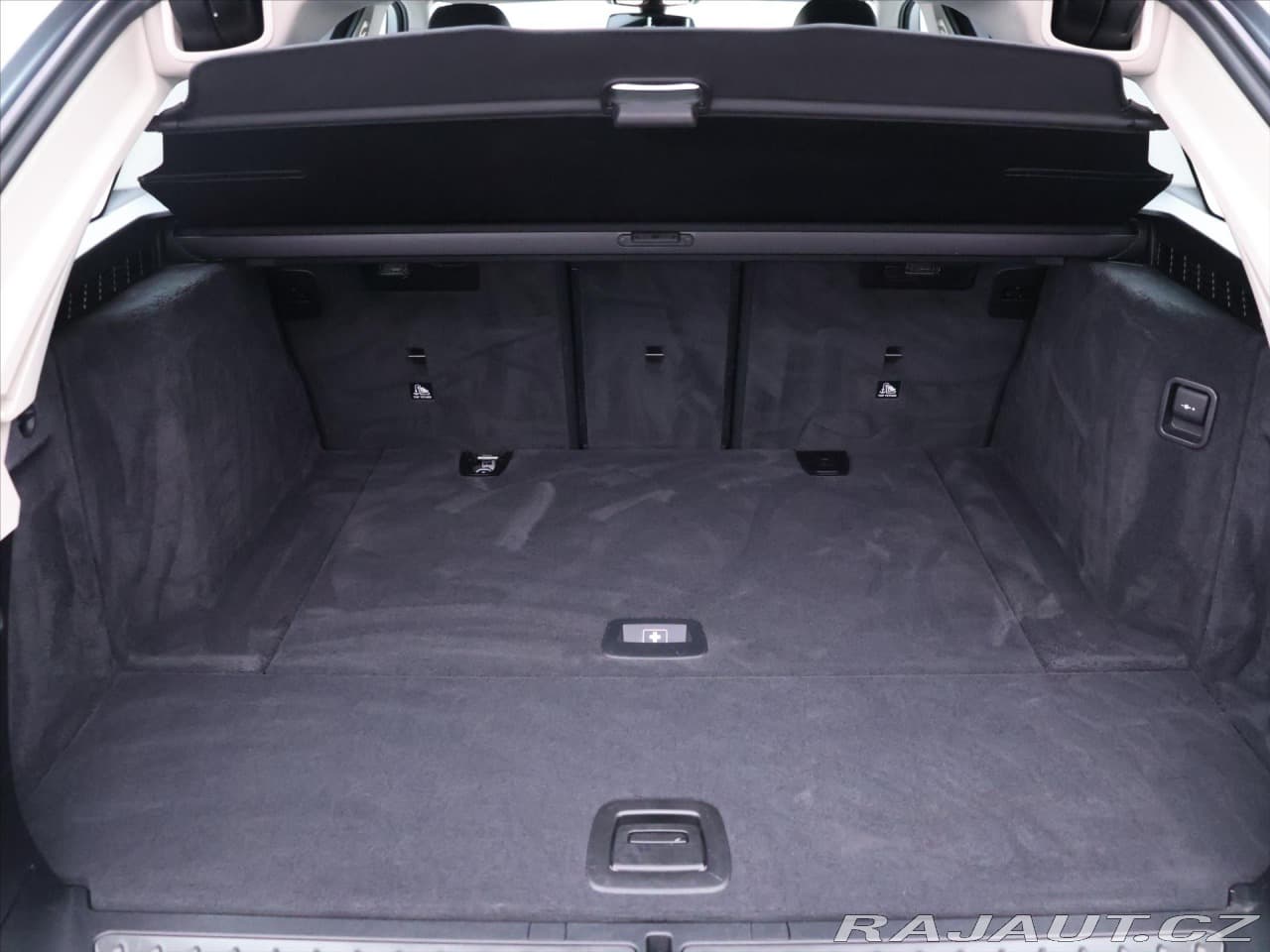 2019 BMW 5-Series - 10