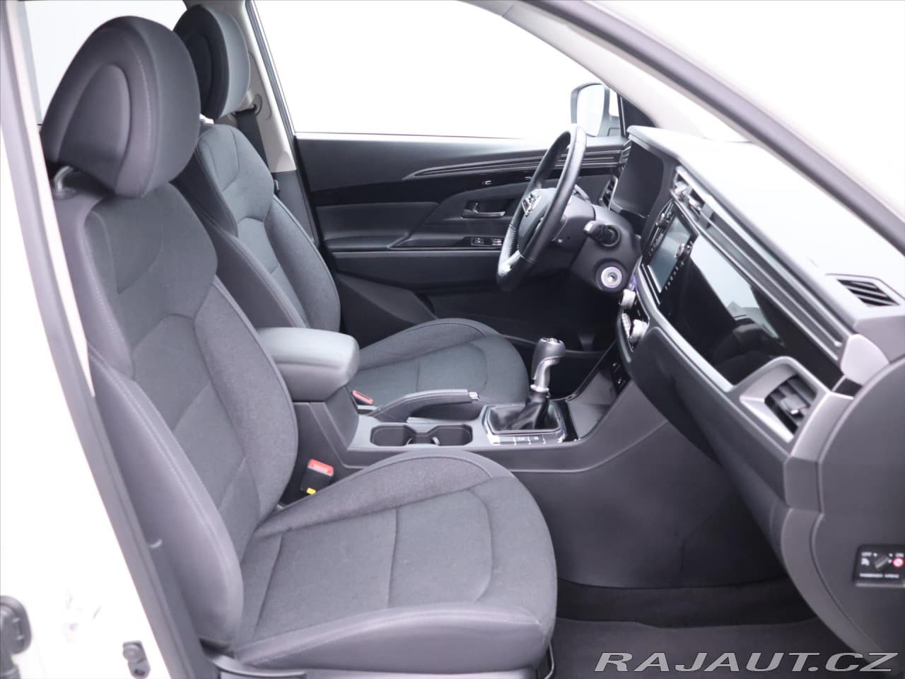 2020 SsangYong Korando - 11