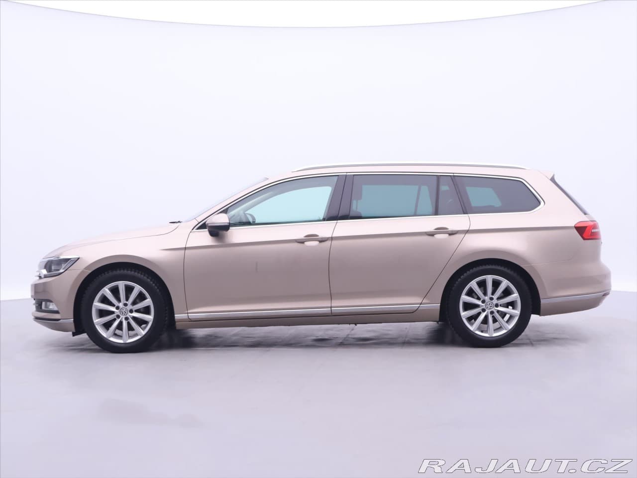 2016 Volkswagen Passat - 4