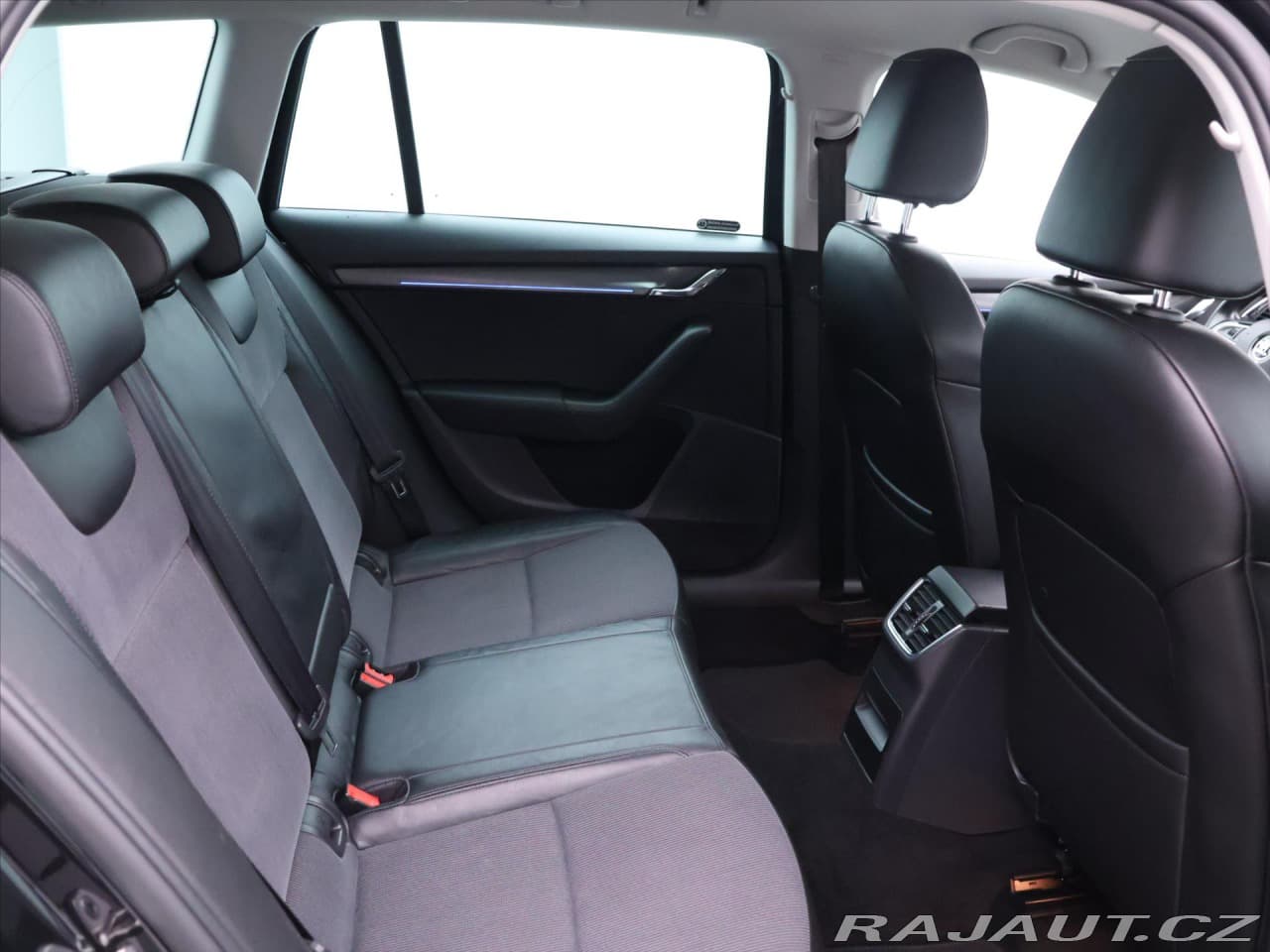 2018 Škoda Octavia - 12