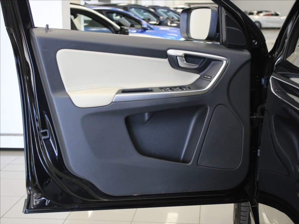 2015 Volvo Xc60 - 15