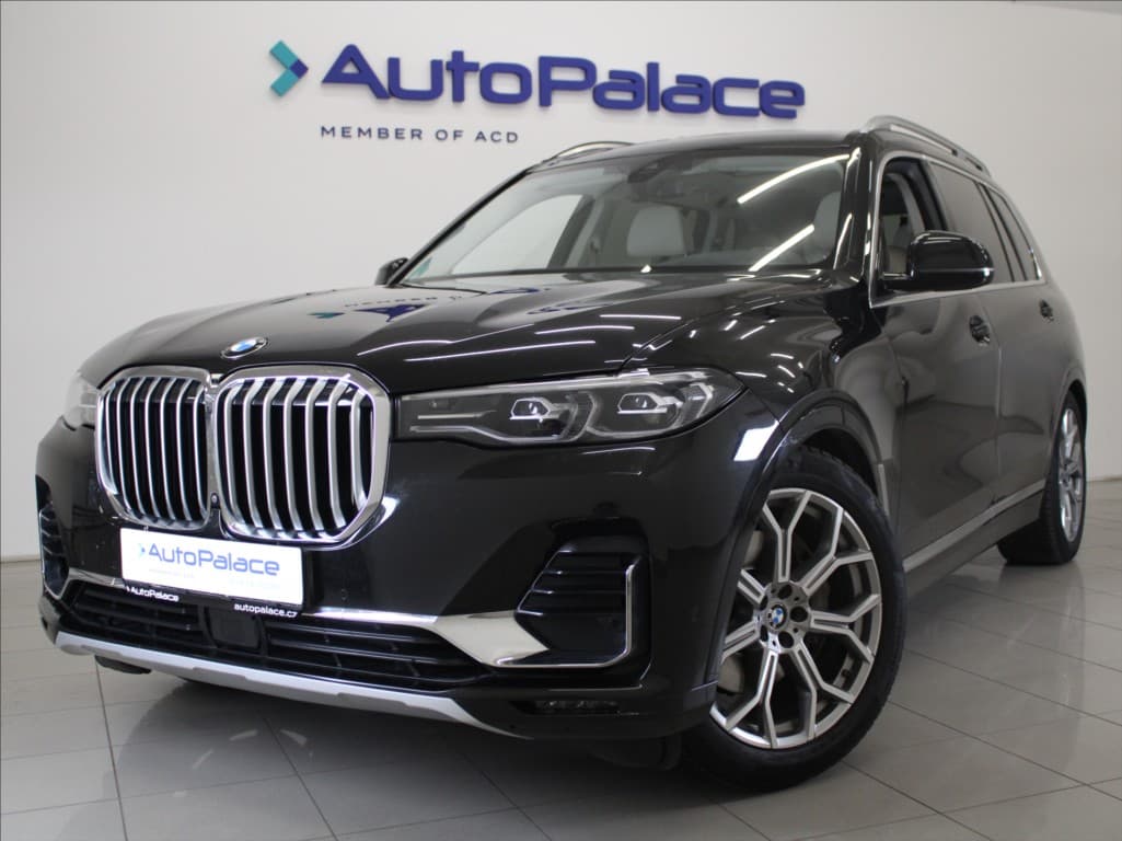 BMW X7 3,0 30xD Individual 7-mís