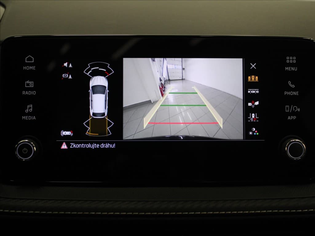 2025 Škoda Fabia - 10