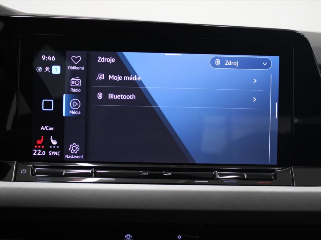 2021 Volkswagen Golf - 11