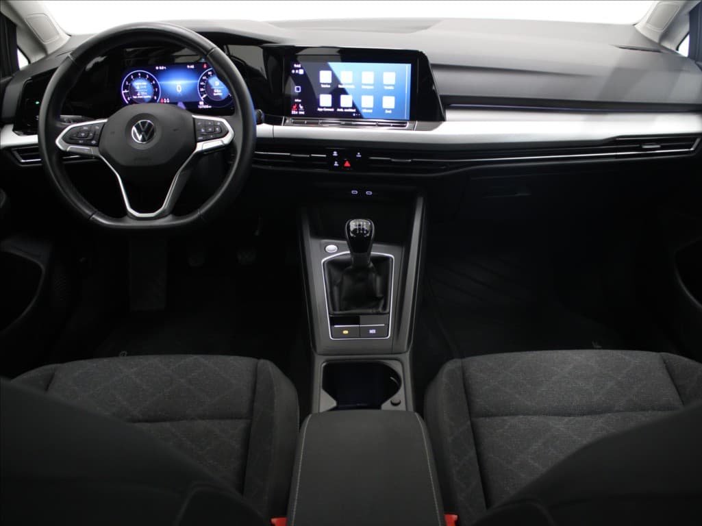 2021 Volkswagen Golf - 8